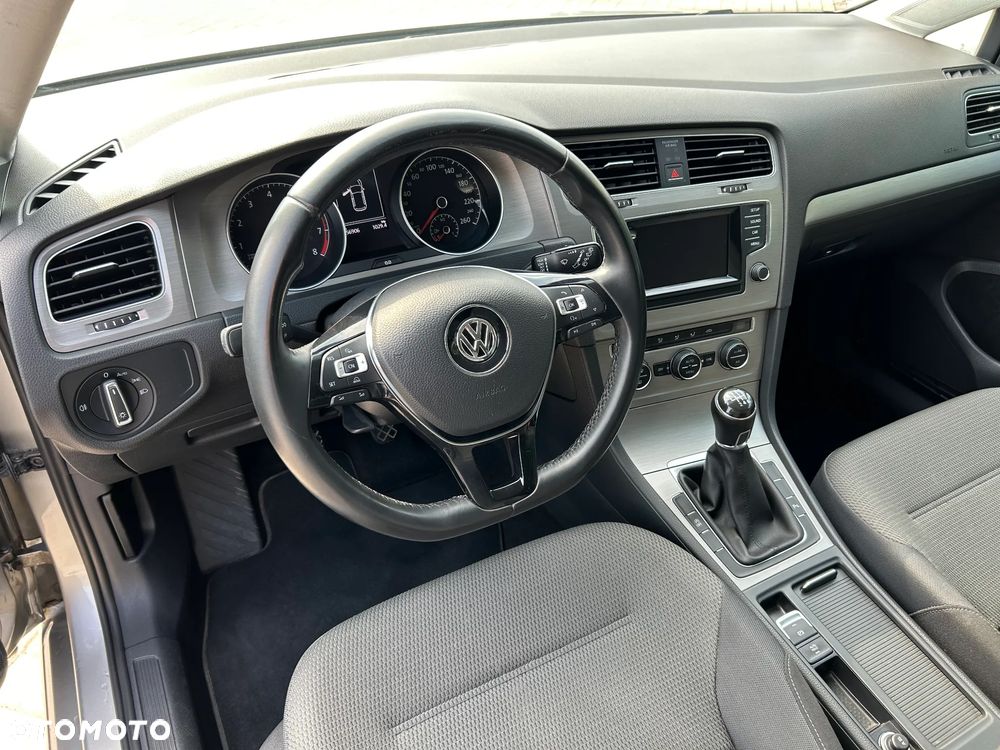 Volkswagen Golf 1.4 TSI BMT Comfortline - 13