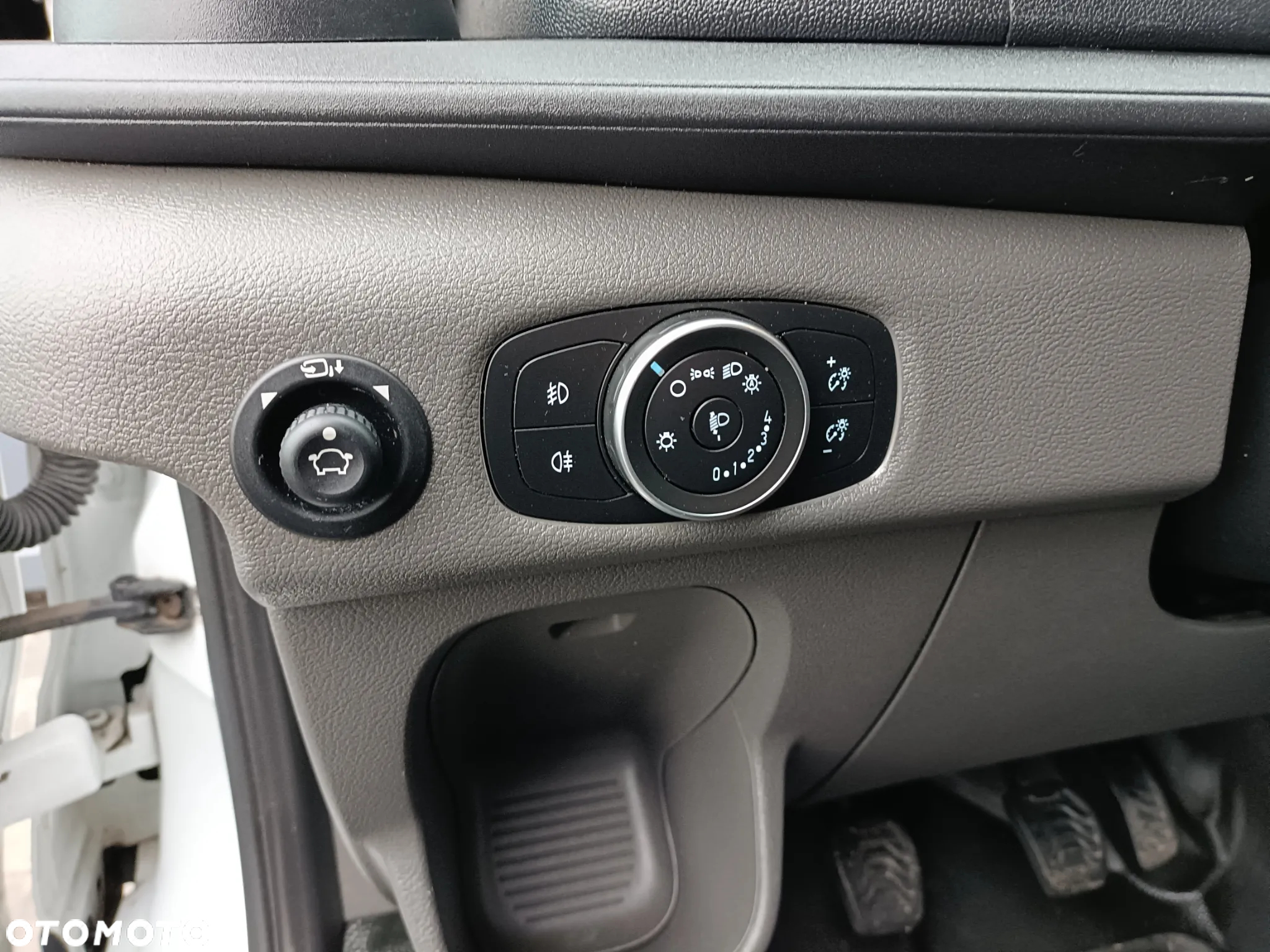 Ford Transit - 17