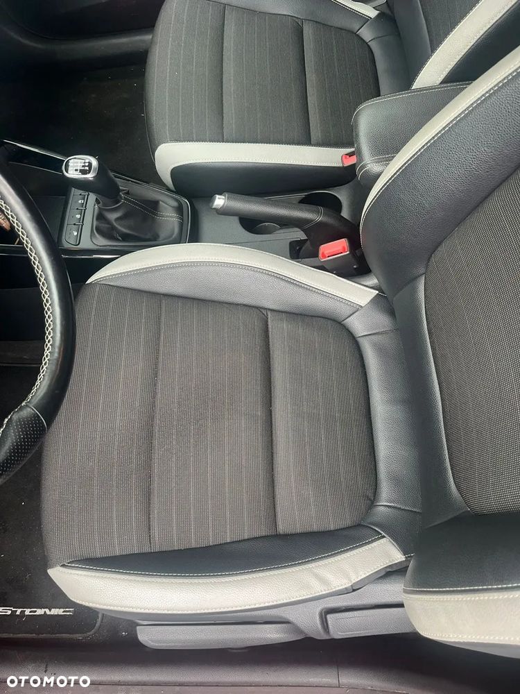 Kia Stonic 1.0 T-GDI 120 Platinum Edition - 6
