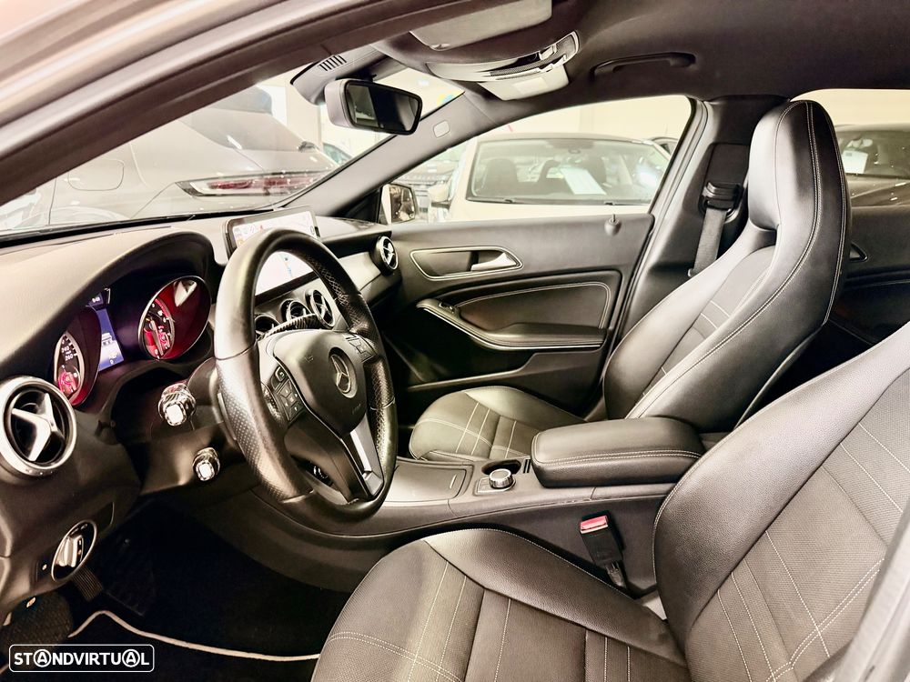 Mercedes-Benz GLA 220 CDI 4Matic 7G-DCT Urban - 18