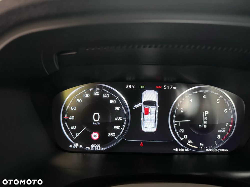 Volvo S90 T5 Momentum - 11