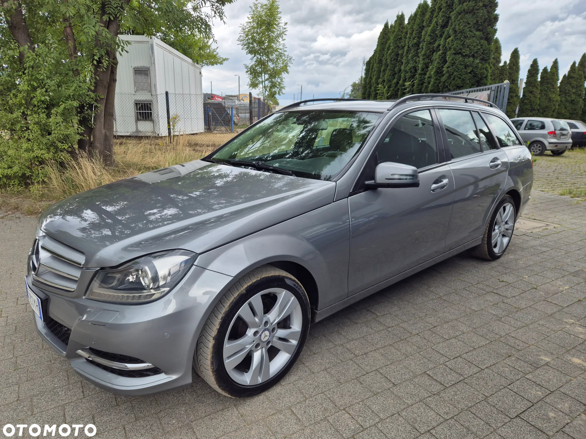 Mercedes-Benz Klasa C 200 CDI BlueEff Avantgarde - 3