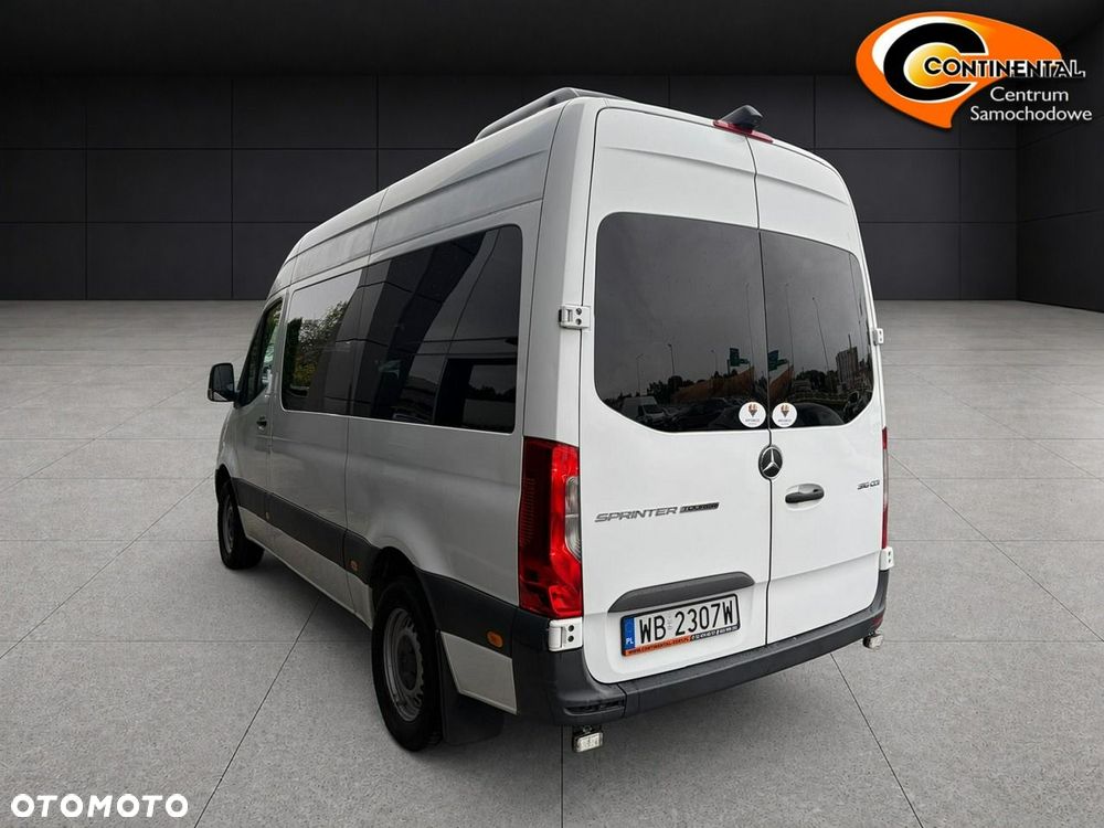 Mercedes-Benz Sprinter - 4