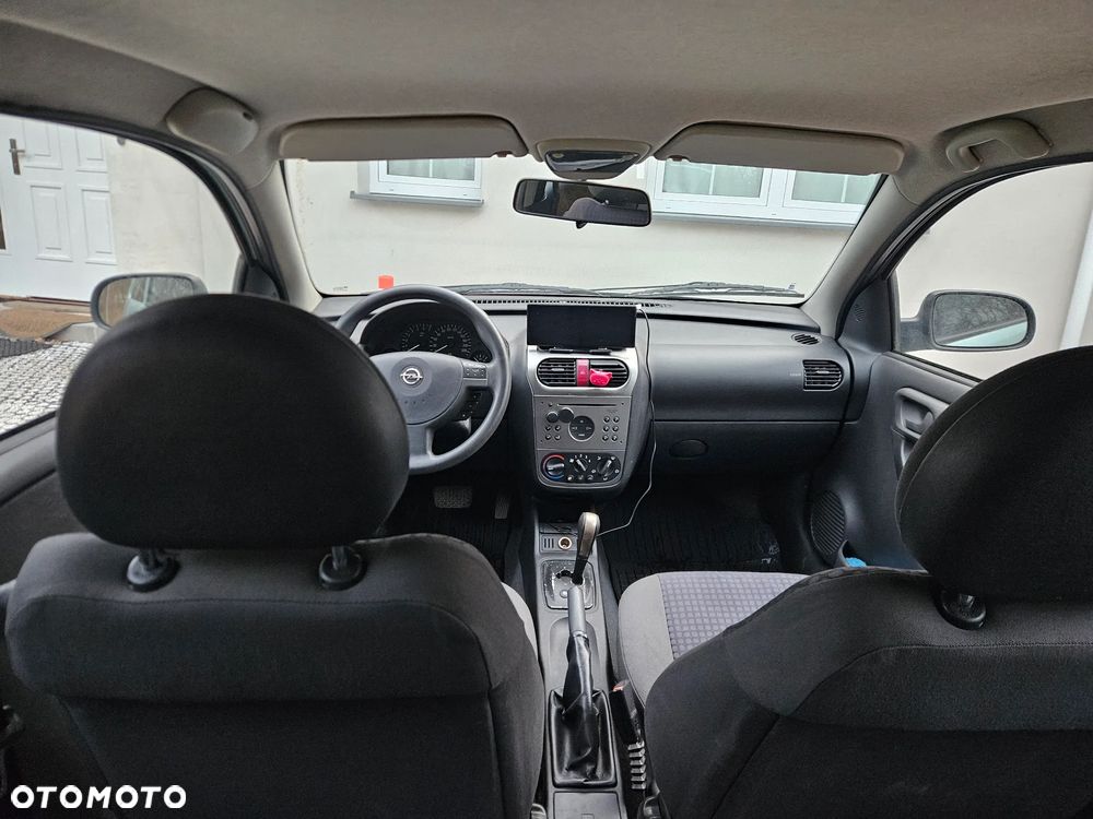 Opel Corsa 1.2 16V Comfort Easytronic - 15