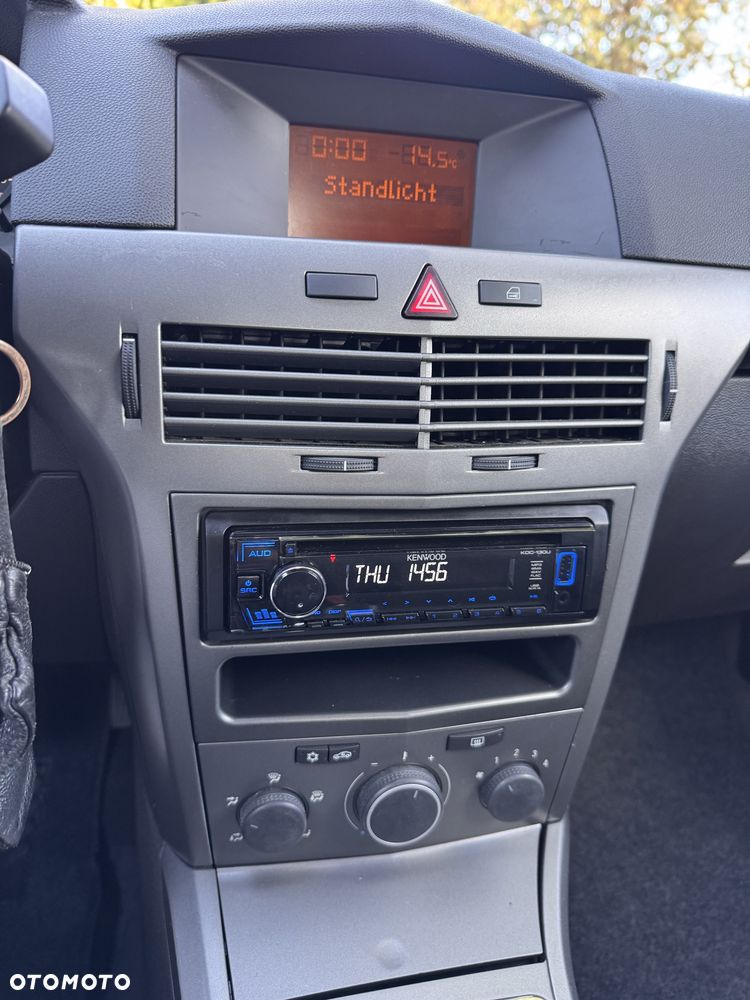 Opel Astra - 8