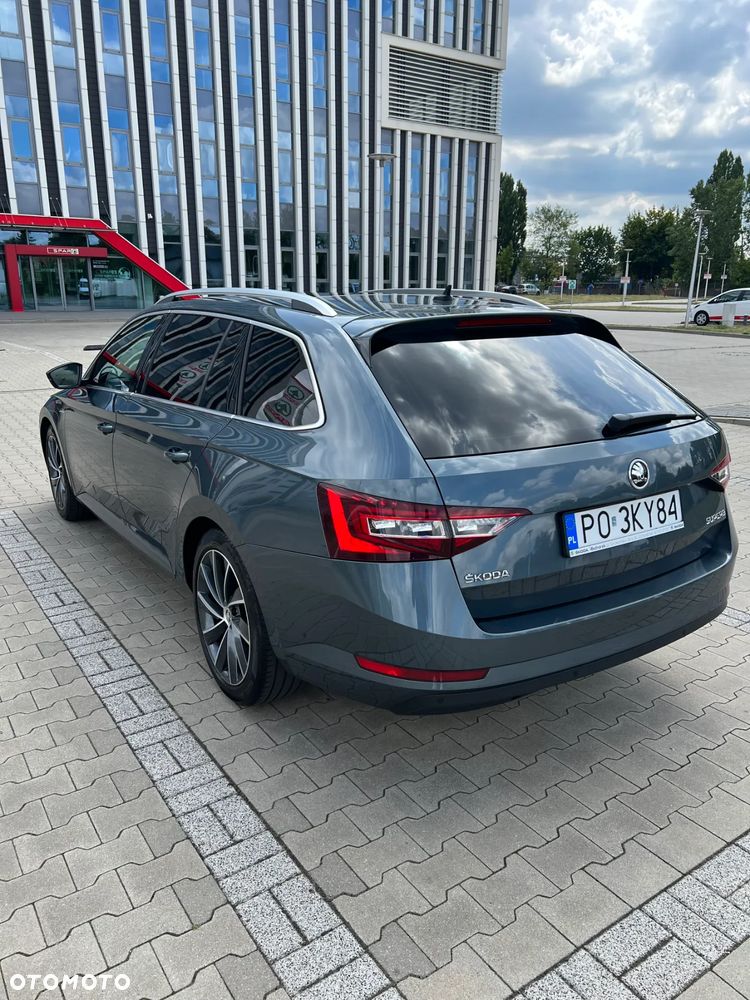 Skoda Superb 2.0 TDI L&K DSG - 5