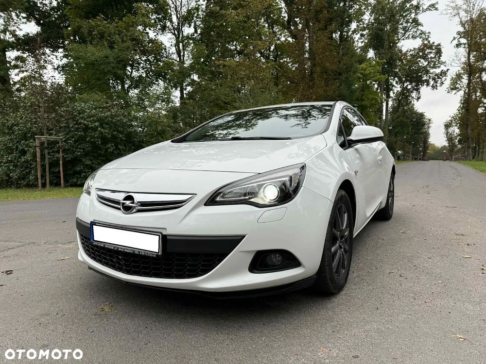 Opel Astra IV GTC 1.4 T Sport - 28