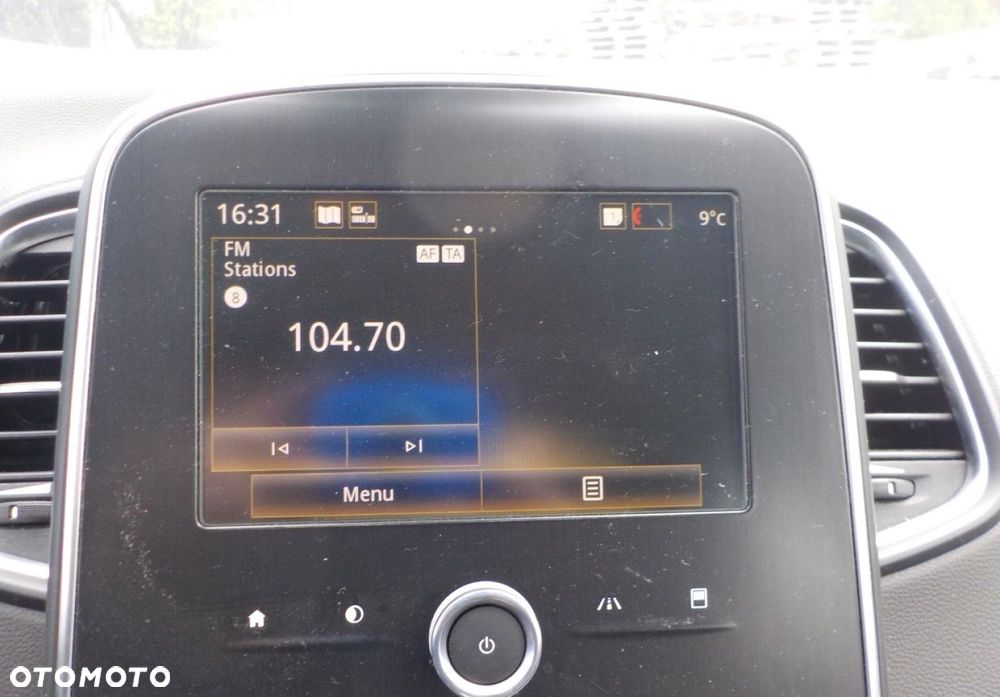 Renault Grand Scenic - 25