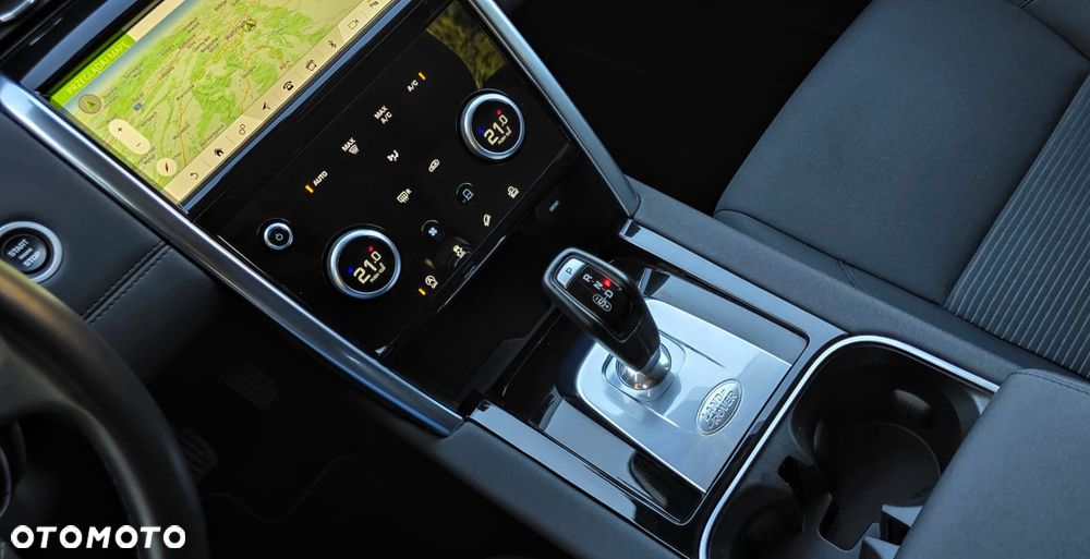 Land Rover Discovery Sport 2.0 D180 R-Dynamic SE - 23