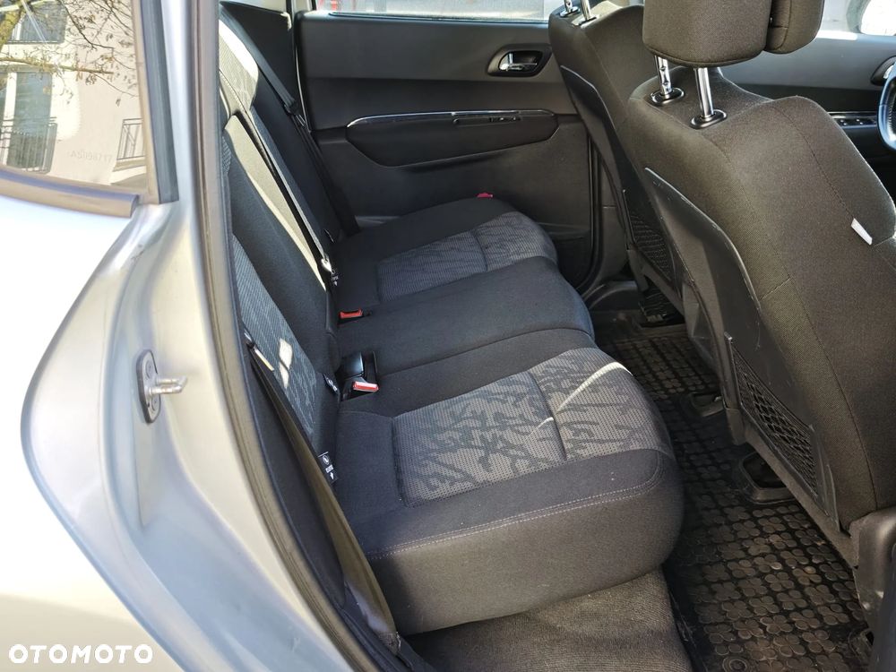 Peugeot 3008 - 11
