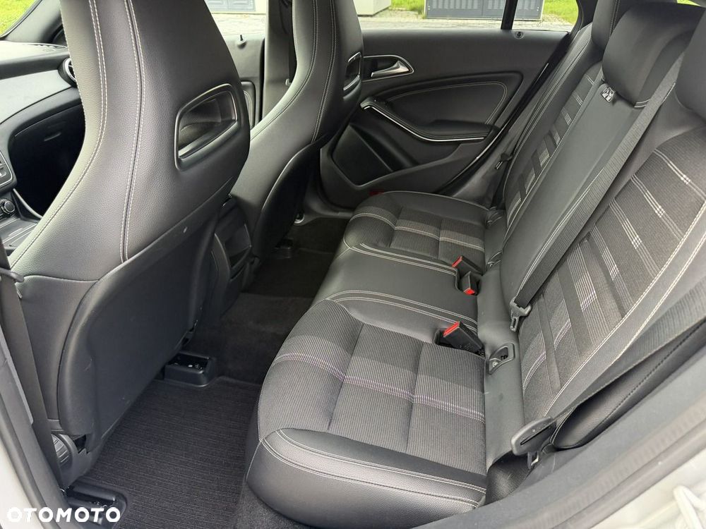 Mercedes-Benz CLA 200 (CDI) d 7G-DCT AMG Line - 31