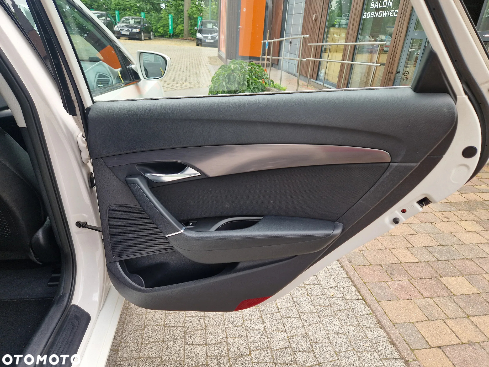 Hyundai i40 Kombi blue 1.6 Family+ - 36