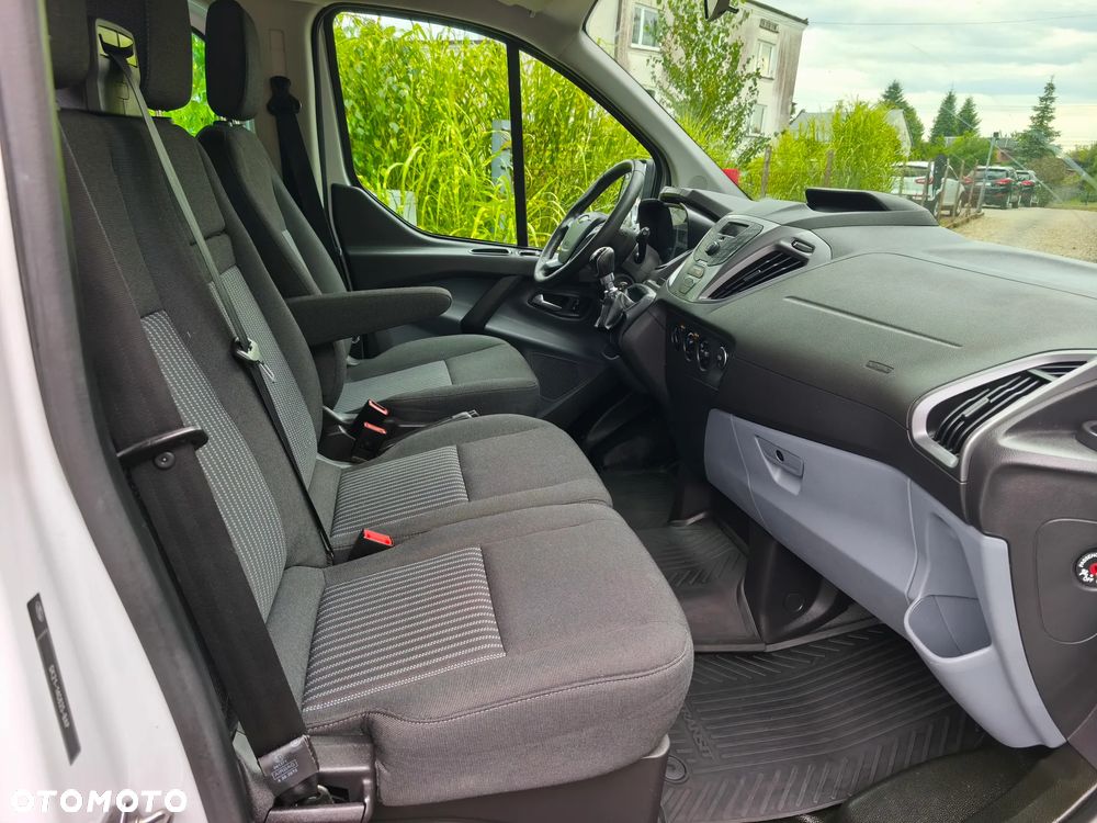 Ford Transit Custom - 23
