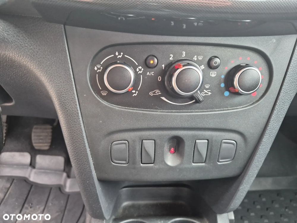Dacia Sandero 1.0 SCe Laureate - 20