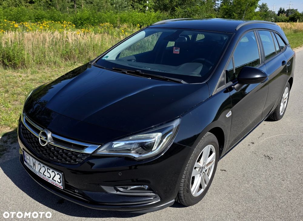Opel Astra 1.4 Turbo Edition - 1