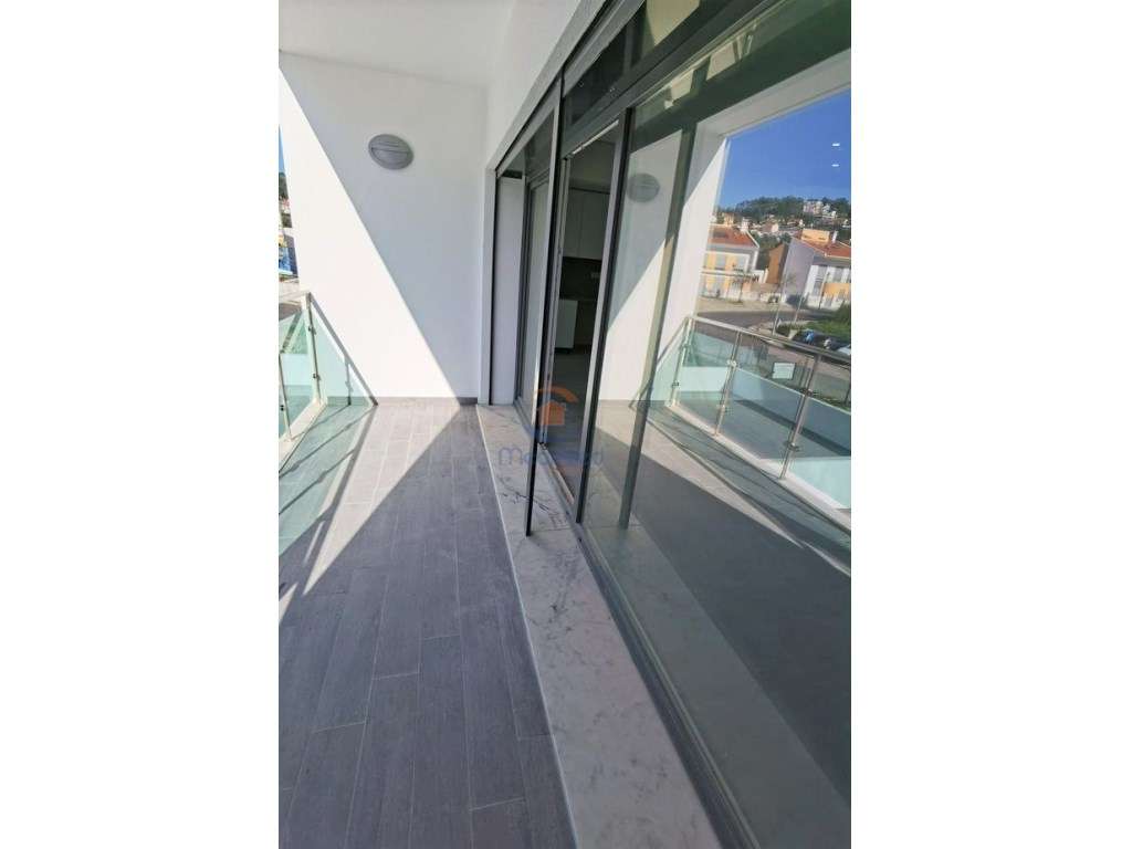 Apartamento T1+1 NOVO, em condomínio privado, com Terraço e BOX | L... - Grande imagem: 5/48