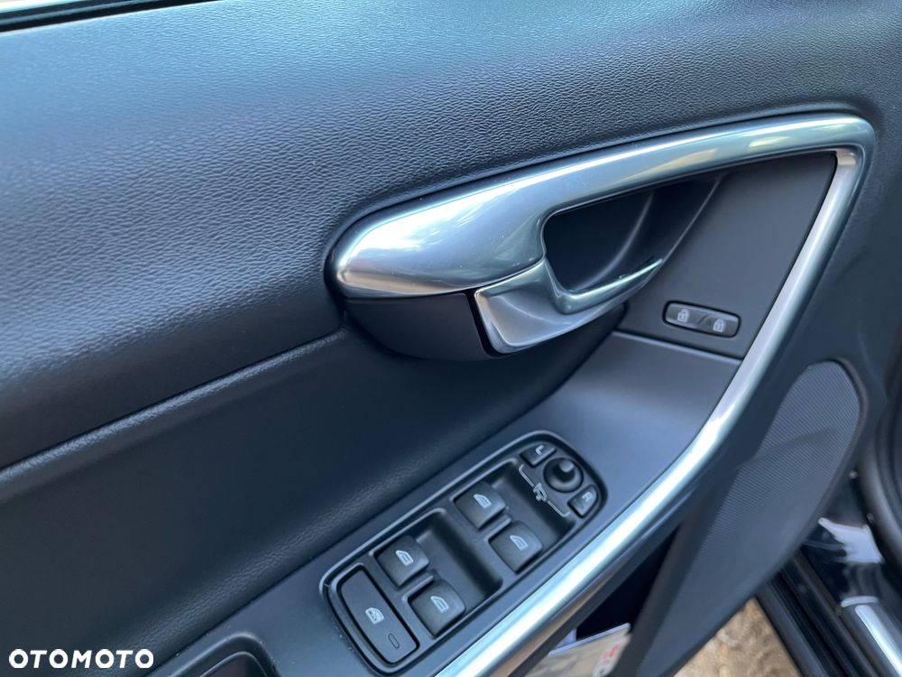 Volvo S60 D2 Geartronic Kinetic - 11