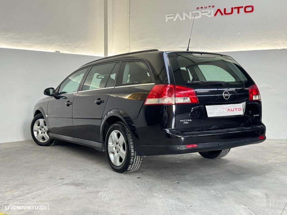 Opel Vectra Caravan 1.9 CDTi Executive - 12