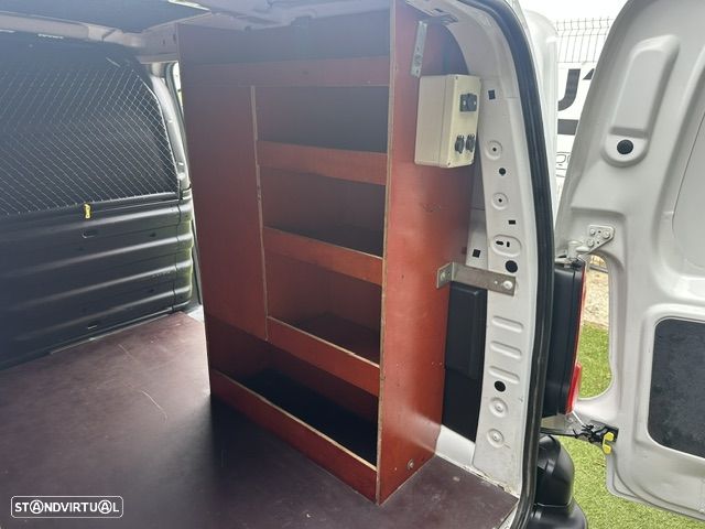 Citroën BERLINGO 3 LUGARES 100 CV - 10
