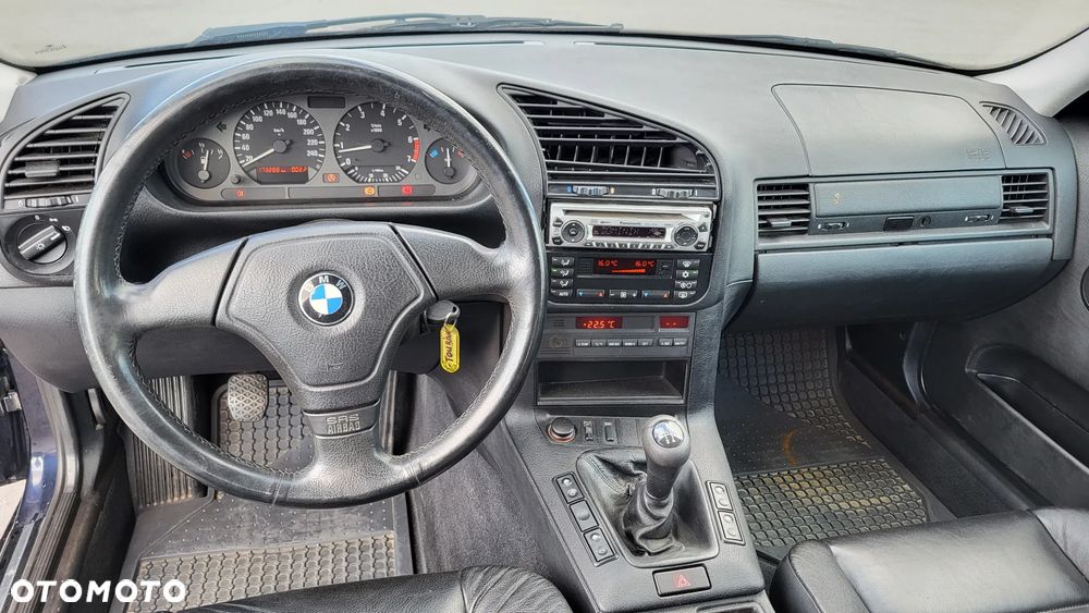 BMW Seria 3 316i - 5