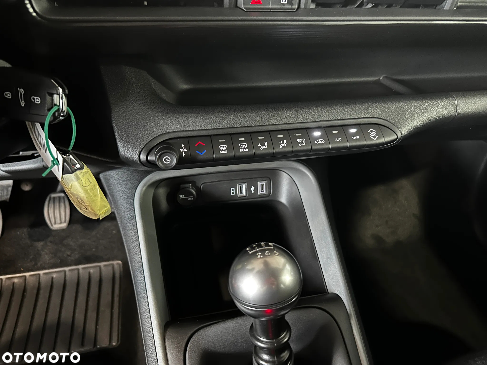 Jeep Avenger 1.2 GSE T3 Longitude FWD - 13