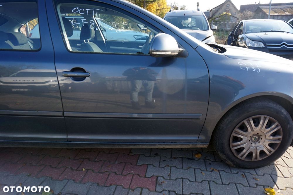 DRZWI PRZEDNIE PRAWE OCTAVIA II 1Z3 LIFT LB LIFTBACK LF8J 9153  SZARY SKODA 2008-2013 - 3