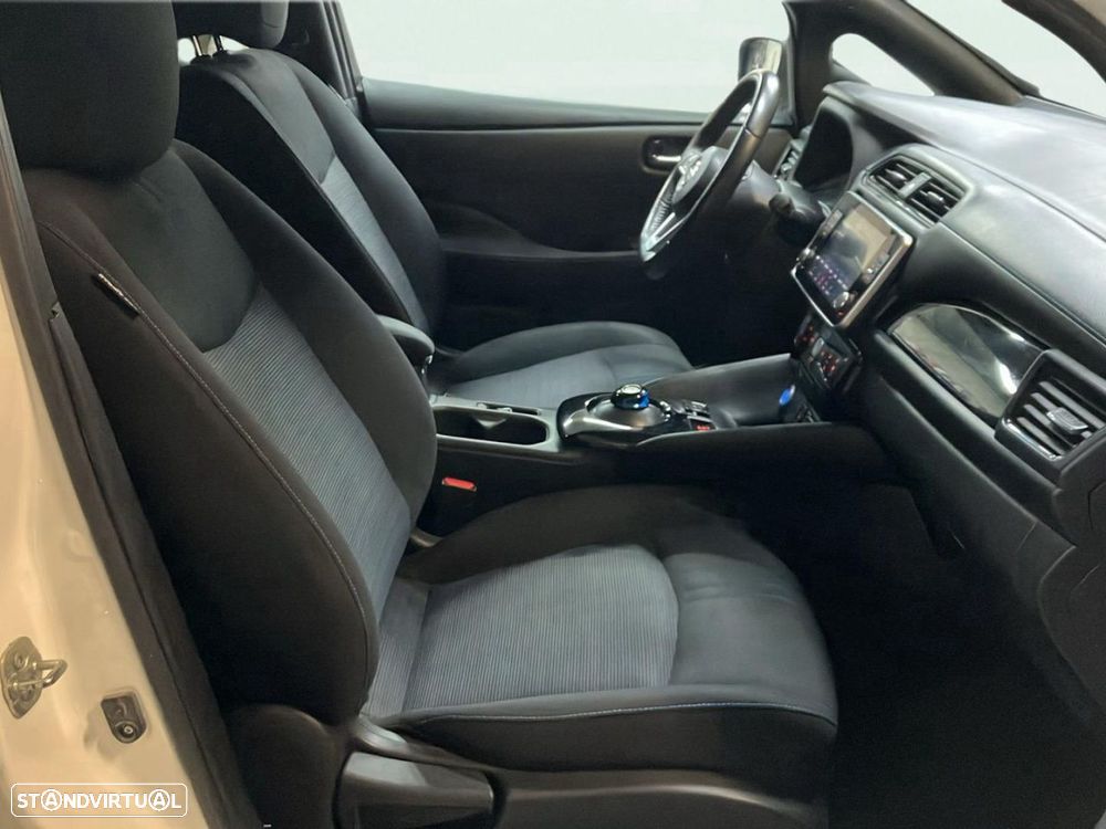 Nissan Leaf N-Connecta - 16