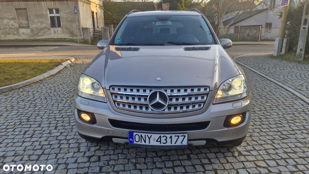 Mercedes-Benz ML 300 CDI 4Matic 7G-TRONIC DPF BlueEFFICIENCY - 1