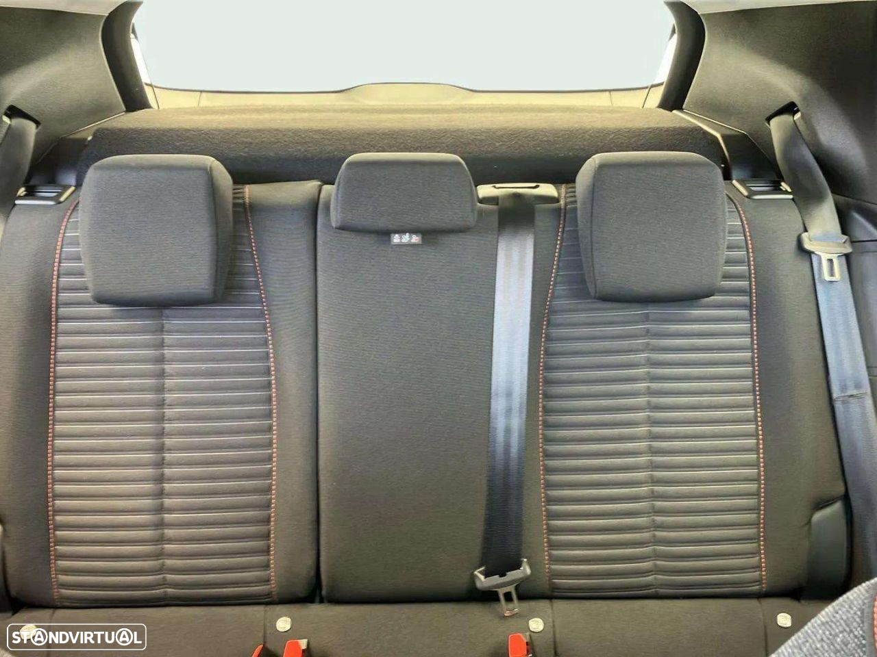 Peugeot e-2008 50 kWh Active - 16