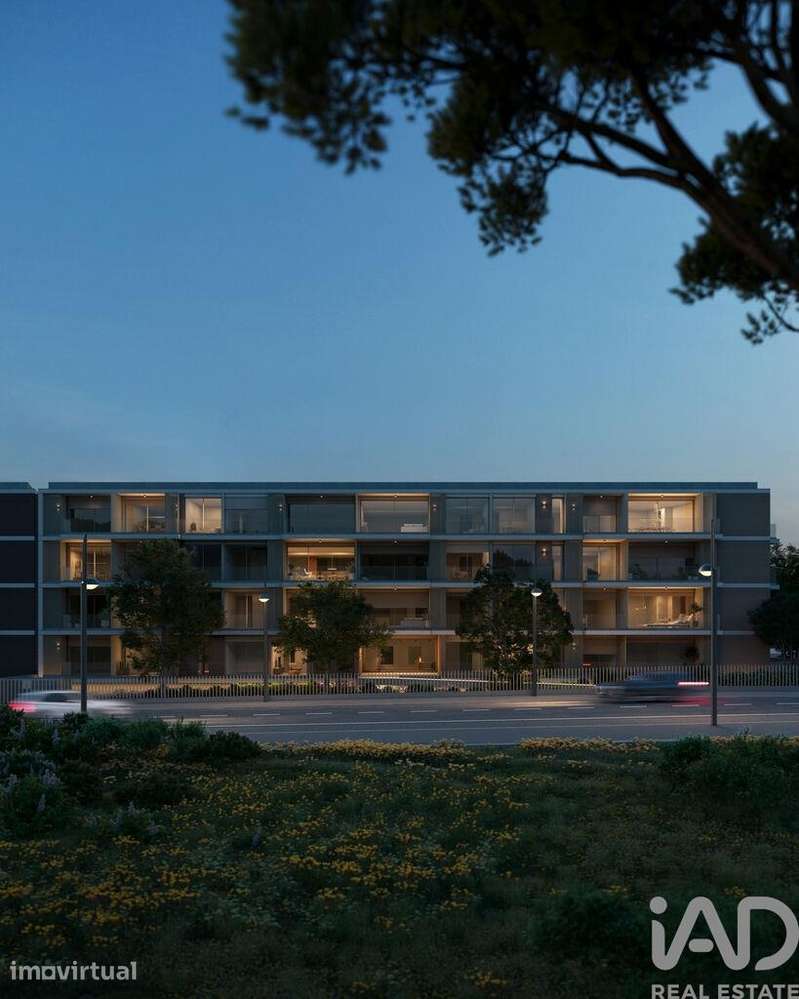 Apartamento T2 em São Félix da Marinha de 95,00 m2