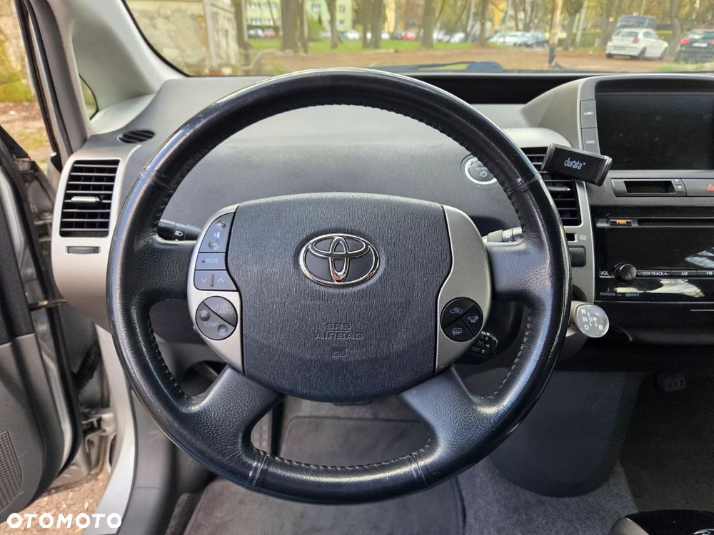 Toyota Prius 1.5 VVT-i Prestige - 16