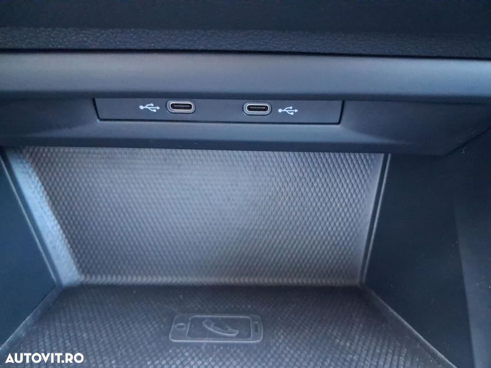 Volkswagen Golf 2.0 TDI DSG Comfortline - 29