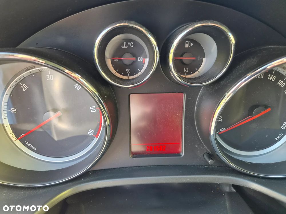 Opel Insignia 2.0 CDTI - 7