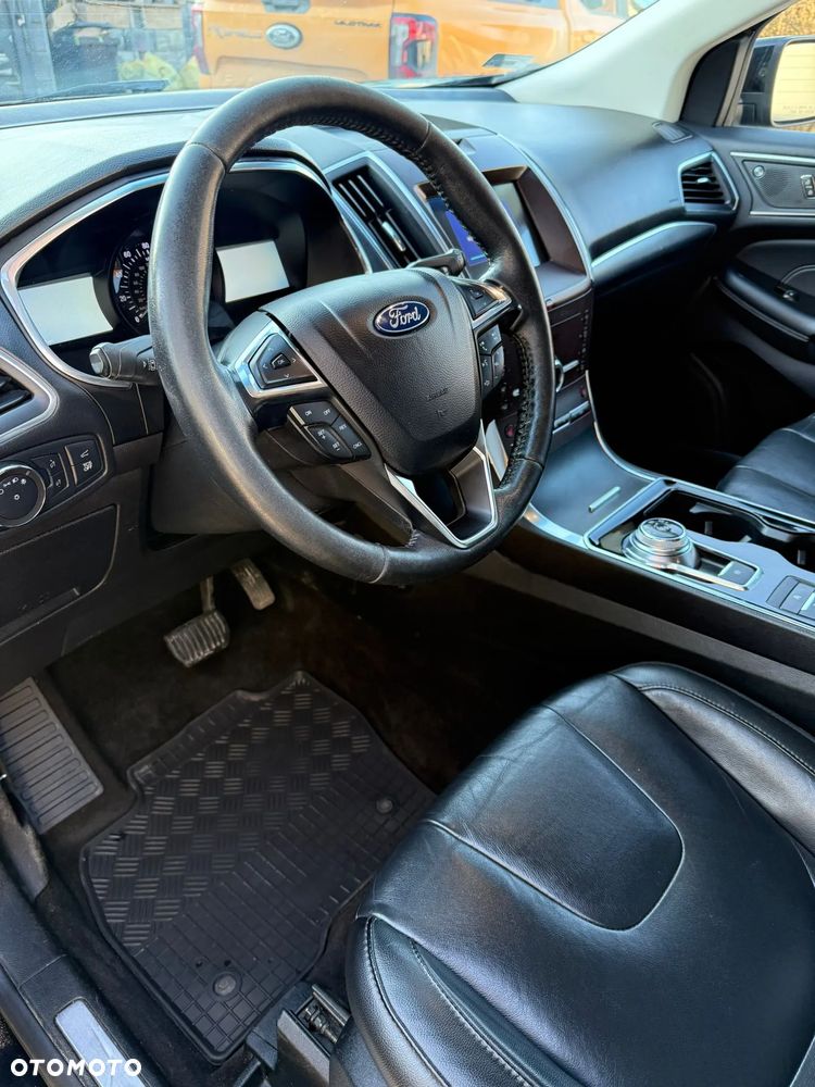 Ford Edge - 11