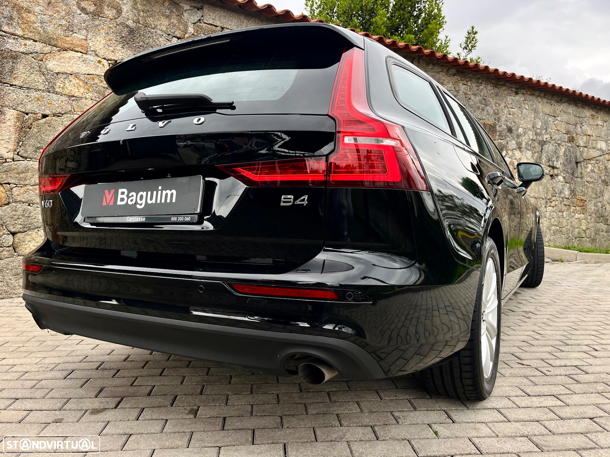 Volvo V60 2.0 B4 Momentum Geartronic - 15
