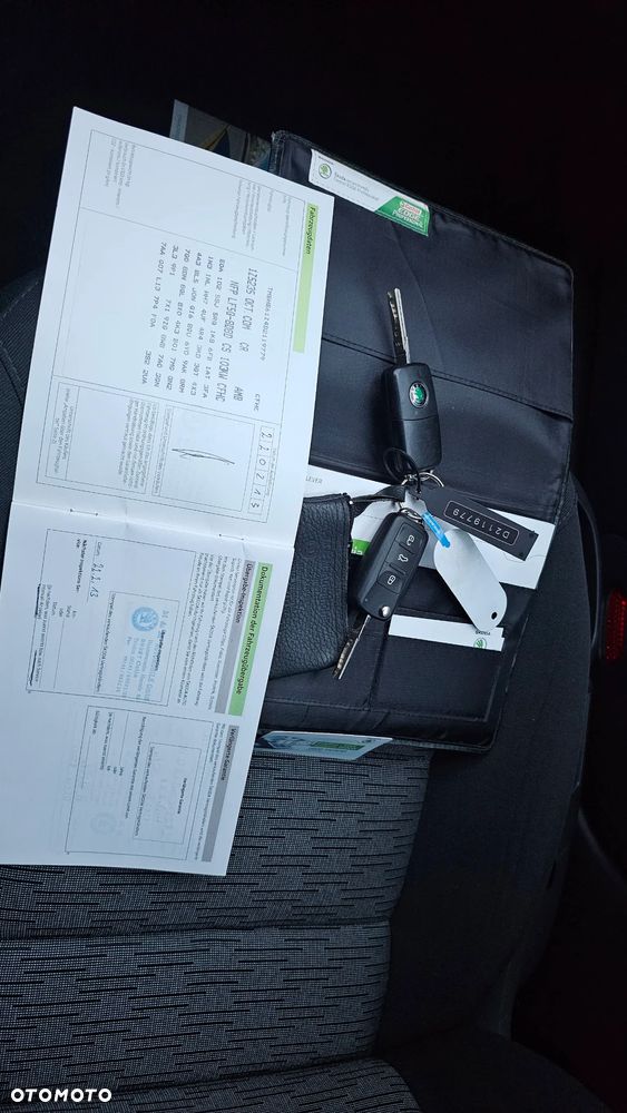 Skoda Octavia 2.0 TDI DPF Ambiente - 14