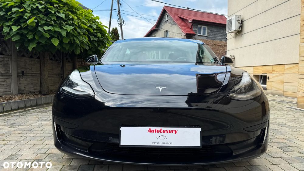 Tesla Model 3 Langstreckenbatterie Allradantrieb Dual Motor - 15