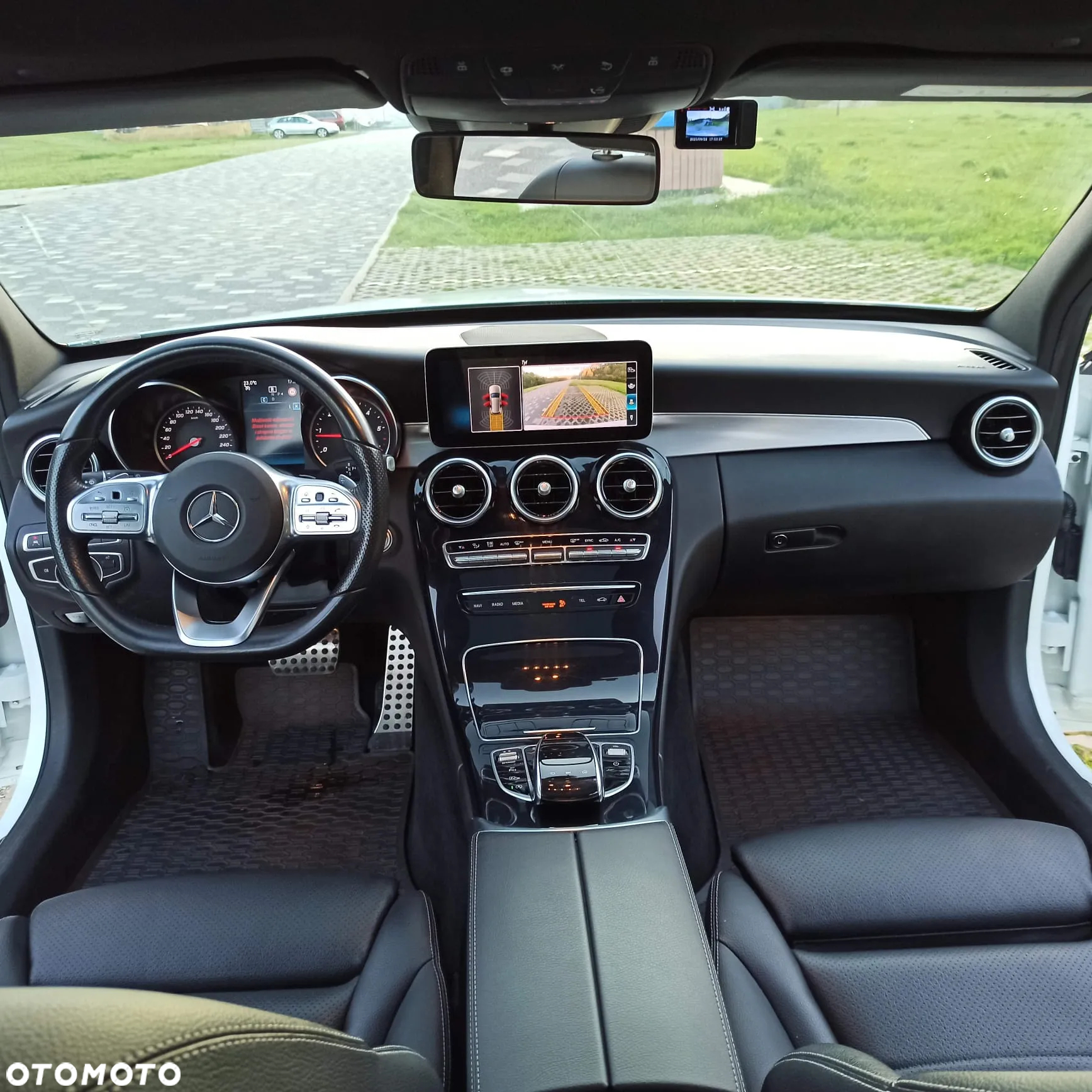 Mercedes-Benz Klasa C 220 d 4Matic T 9G-TRONIC AMG Line - 21