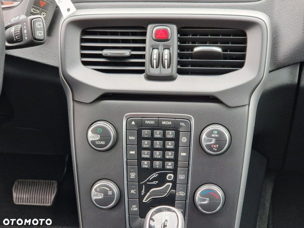 Volvo V40 D2 Drive-E Kinetic - 32