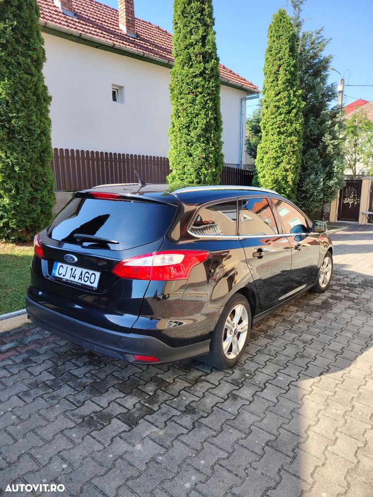 Ford Focus 1.6 TDCI DPF Titanium - 2