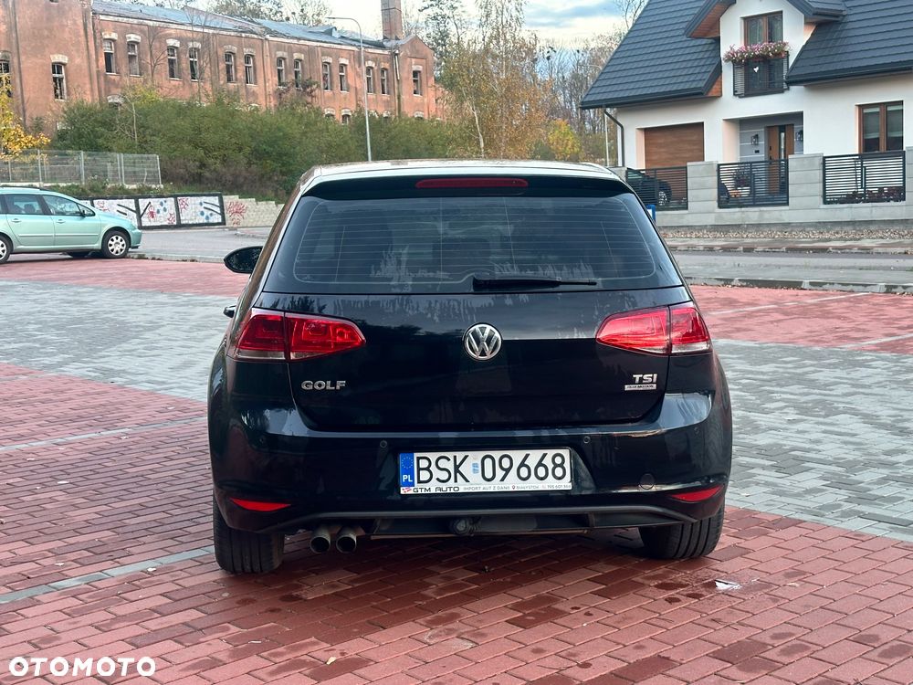 Volkswagen Golf - 11
