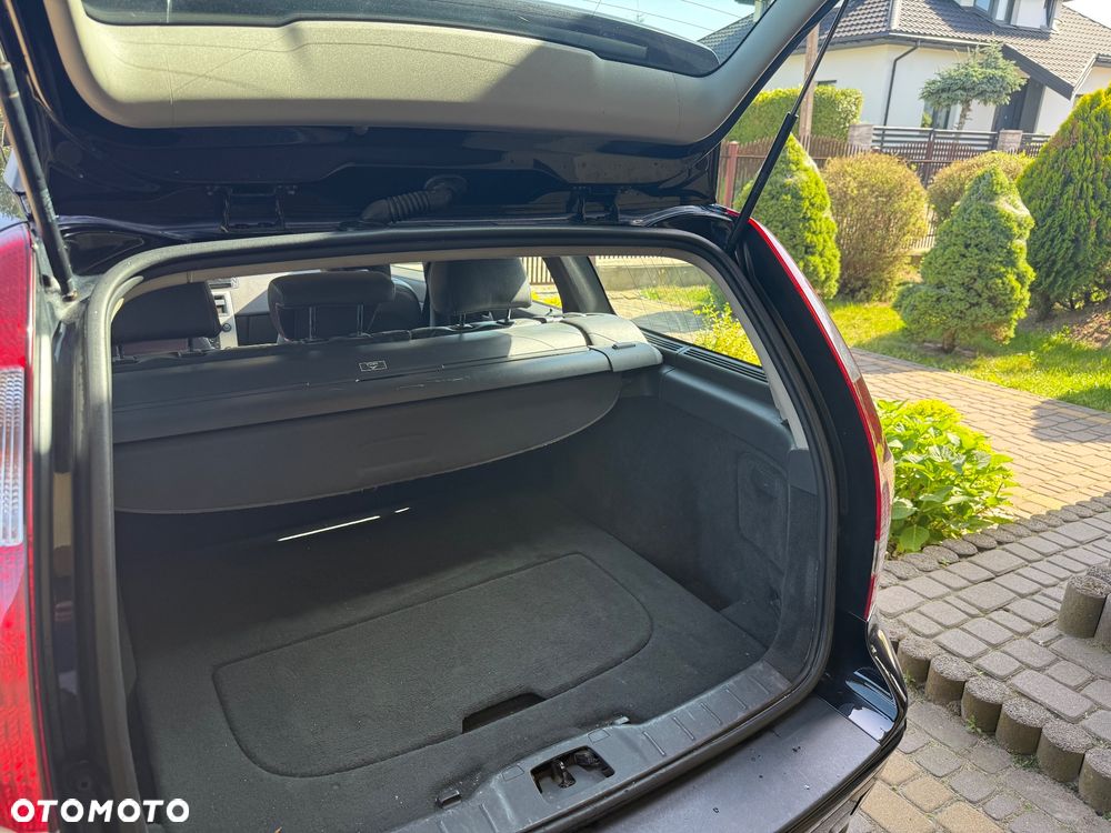 Volvo V50 T5 Momentum - 15