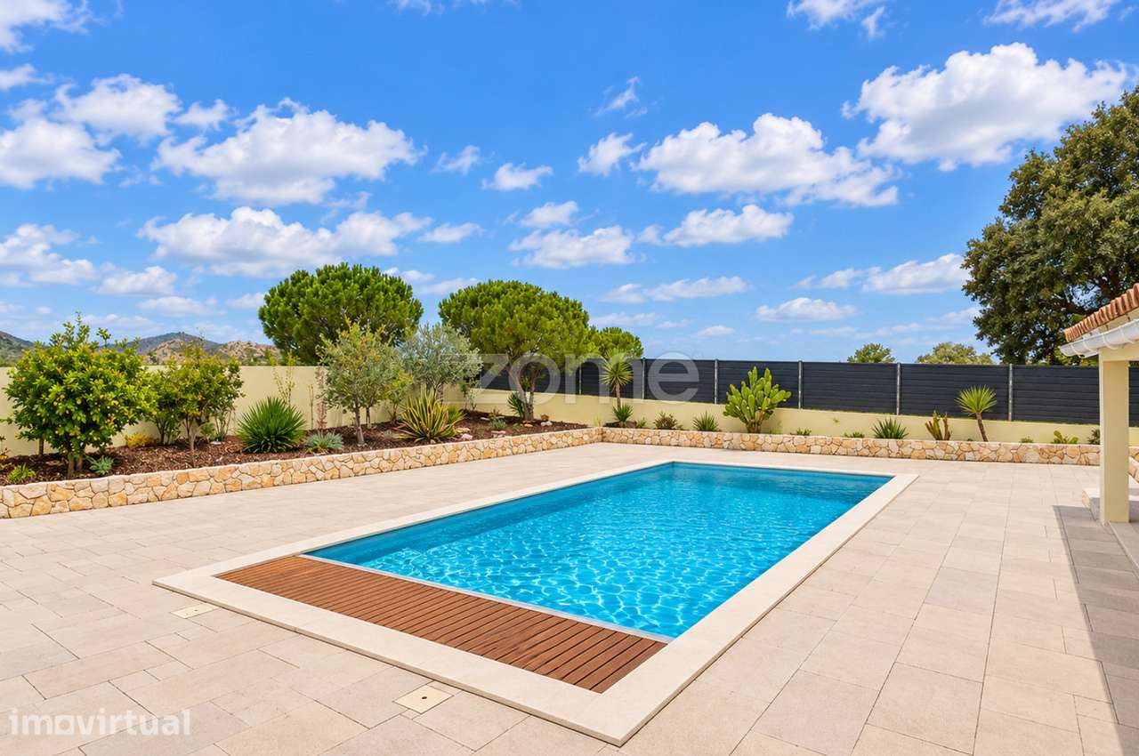 Moradia T3+1 com piscina e jardim a 12 min de Montemor-o-Novo - Grande imagem: 4/38