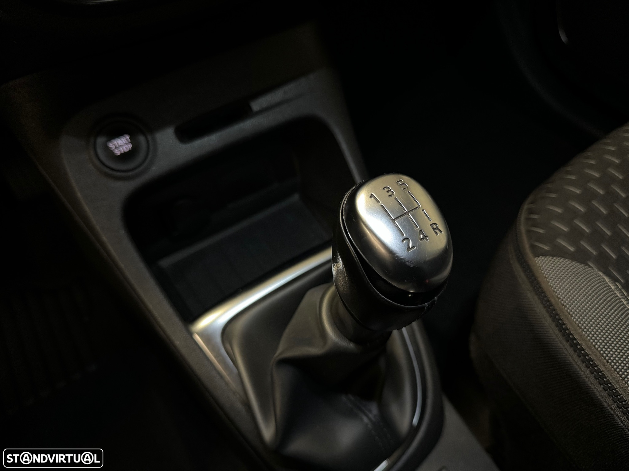 Renault Captur 1.5 dCi Exclusive - 23