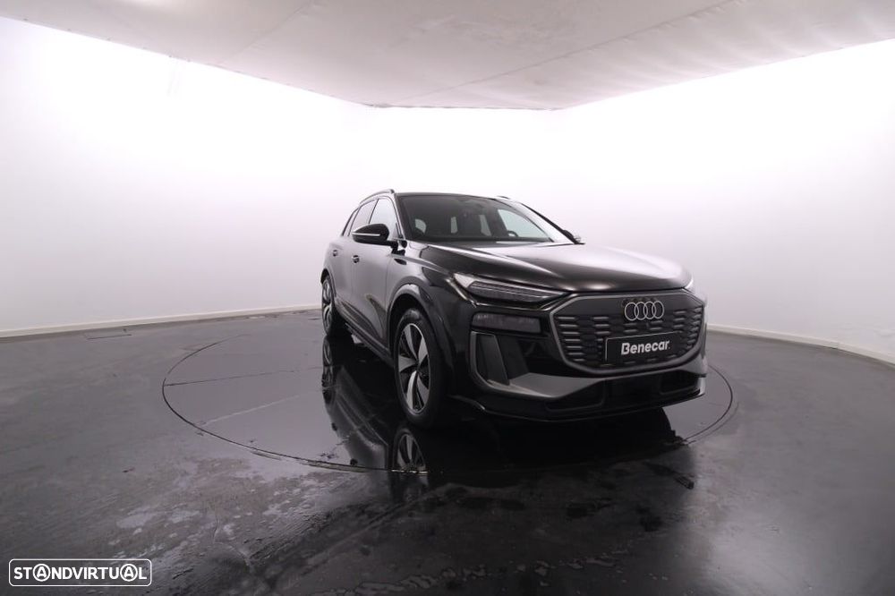 Audi Q6 e-tron - 12
