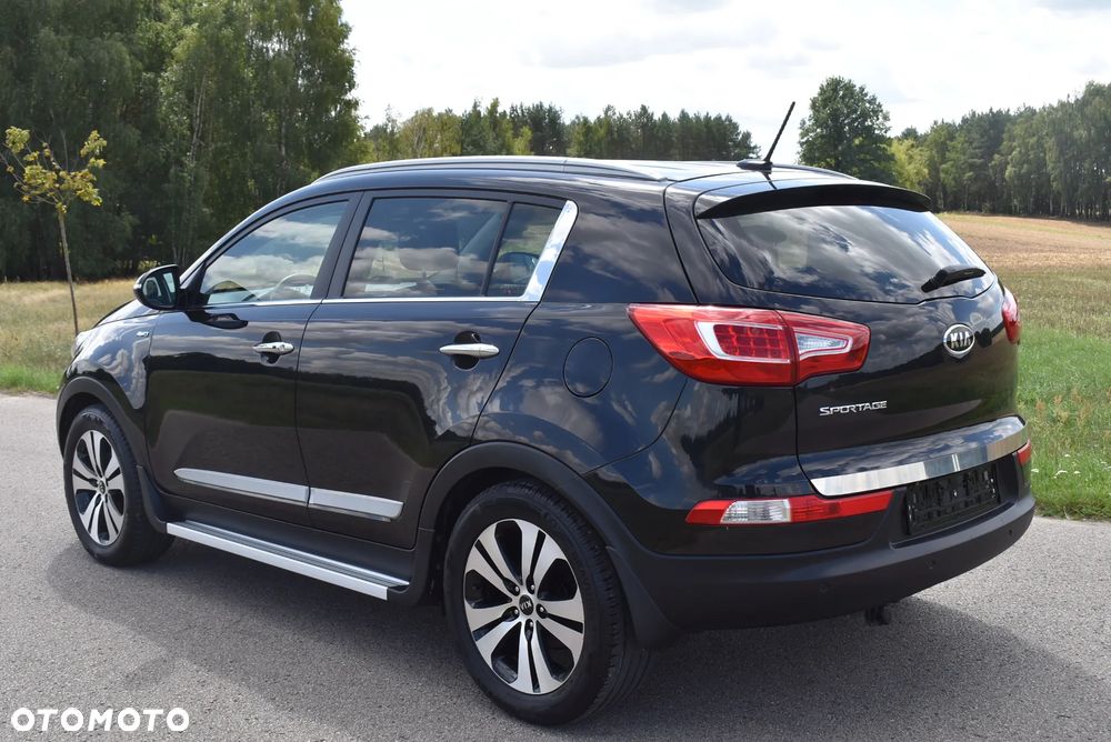 Kia Sportage 2,0 CRDI AWD Dream-Team Edition - 11