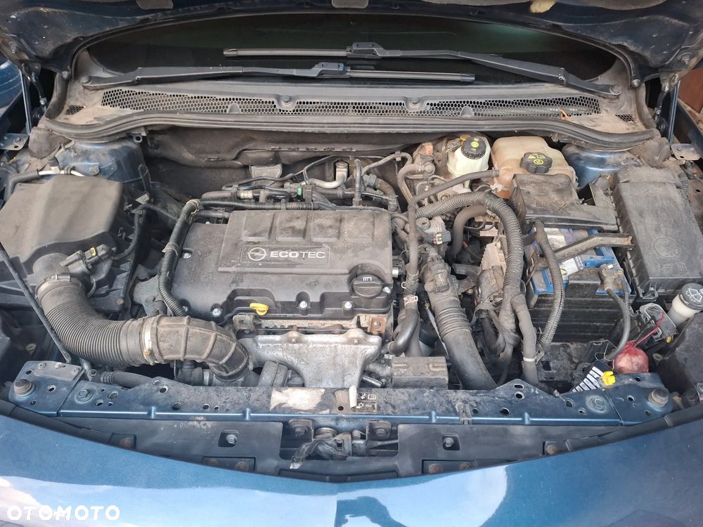 Opel Astra 1.4 T Cosmo - 5