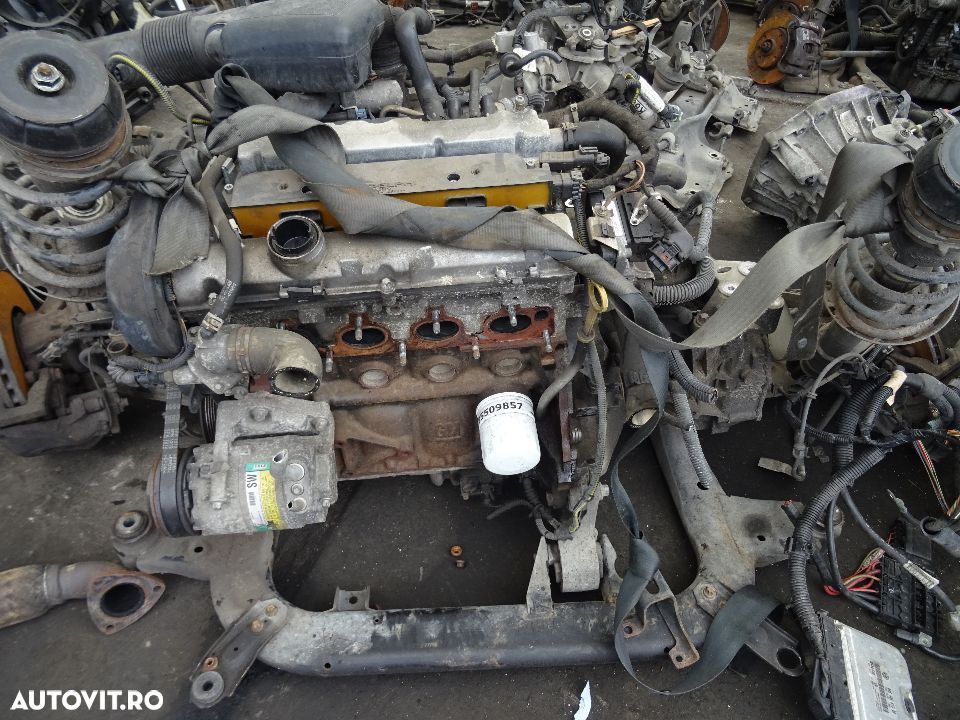Motor Opel Zafira 1.6 benzina Z16XE din 2007 fara anexe - 1