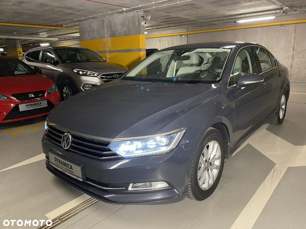 Volkswagen Passat - 3