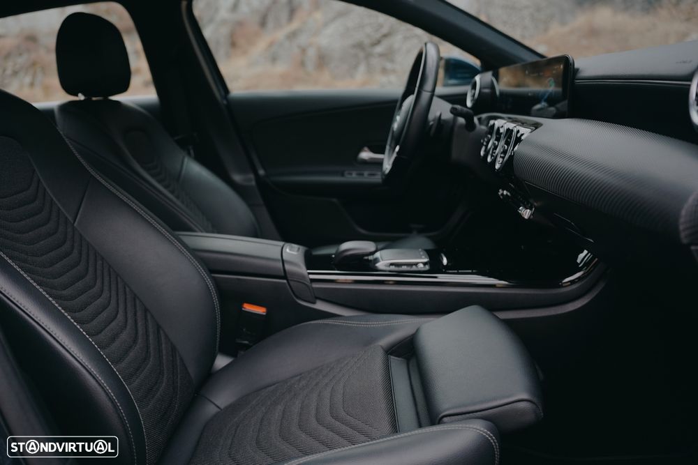 Mercedes-Benz A 250 e Style Plus - 21